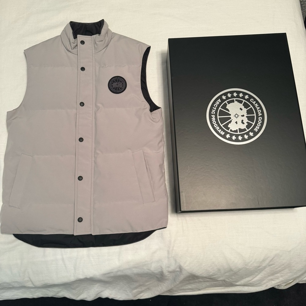 NWT Canada Goose Men’s Garson Vest Sz M